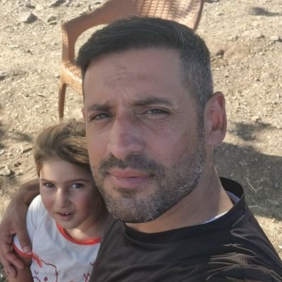 tghfytrg's profile picture. 