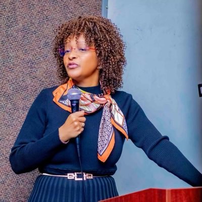 BeatriceGisaro's profile picture. « Rien n’est plus dangereux que la vérité dans un monde qui ment »  Nawal El Saadawi. #NdUmunyamulenge Cheers🥂#RDC🇨🇩🇨🇦💞