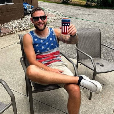 BrightJack54114's profile picture. 