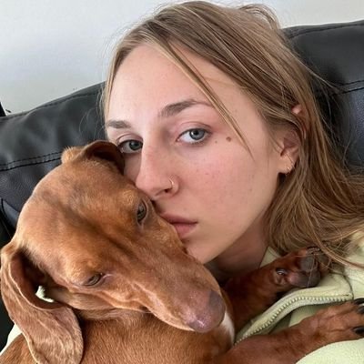 mercy711024's profile picture. 