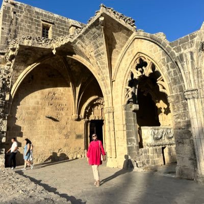 zelisdiyebiriii's profile picture. 