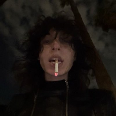 2hollisgeekbar's profile picture. #geeked