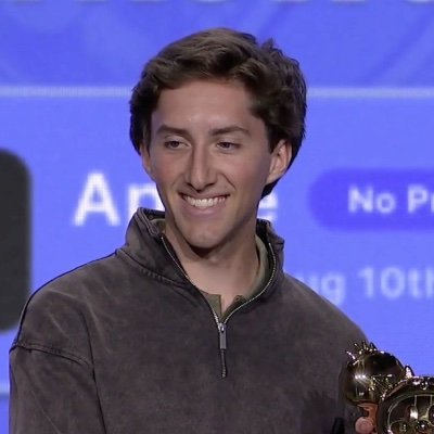 BusDownBonnor's profile picture. 23 | Mobile App Bootstrapper (1M+ ARR) | AI Agents | “Lebron of Vibecoding” | Poker | Shitposter IRL