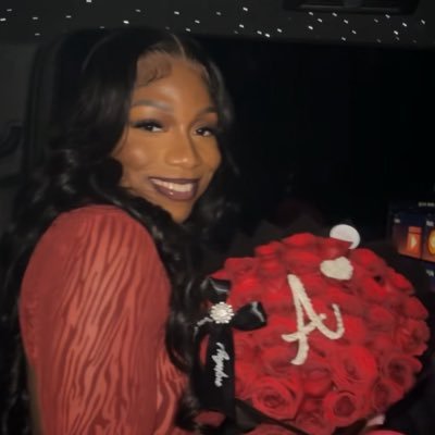 __AngelNoHalo's profile picture. I can only water, what shades me 🥀