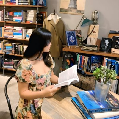 bc68's profile picture. Style meets strategy👗💼
Speed meets serenity🏎🧘‍♀️
 — 1 and unstoppable in USA 🇻🇳