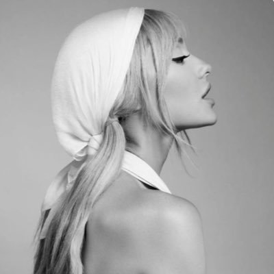 eternalsunraes's profile picture. ⤿ sims 4 enthusiast | ariana + addison + gaga + sabrina | she/her | 25 | 🔞🏳️‍🌈🇵🇸