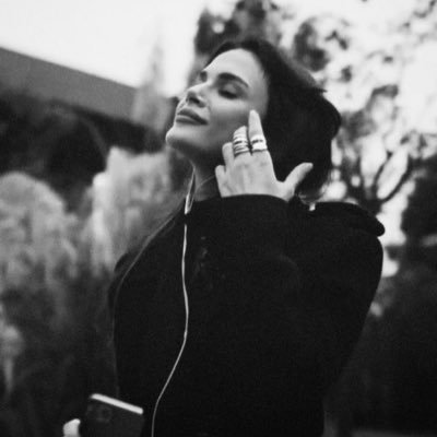 stkbourisli's profile picture. •Dolce far niente ✨ • CFC ⚽️• & a collection of my favorites