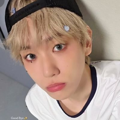 Zahra_XOO's profile picture. If there is an eternity, I hope it is our story ♡
EXOL ♡