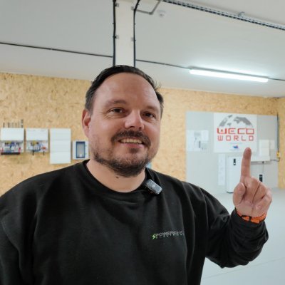electrician_247's profile picture. Electrician! https://t.co/SUy1kA0R0D