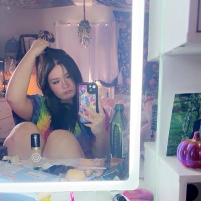 gutt3dk1tty's profile picture.