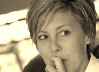 laurafireclay's profile picture. Internal communication pro. Digs documentaries. Prizes patios, pups and all-things-pork. (And appreciates alliteration.)