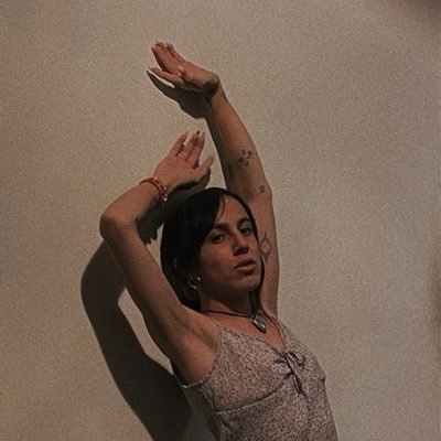 agirldocinema's profile picture. romântica curável y 🏳️‍⚧️