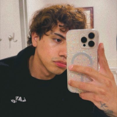 sinfulbottom's profile picture. || I’m a barb before im an american || 18+ @badboidavee