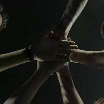 Crystalbleu2767's profile picture. 