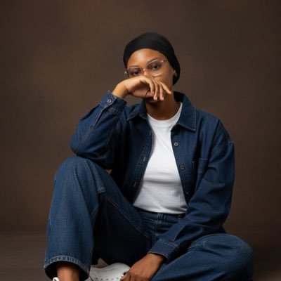 ChouyMiss's profile picture. God |Counsellor/Psychotherapist|Fx Trader📊|Bagtrepreneur |PlainT-Shirt girl😇 |Creator-ChouysCare |Writer-TIWARP✍️|Egg Enthusiast |Side Chef |Coach |Bekechukwu