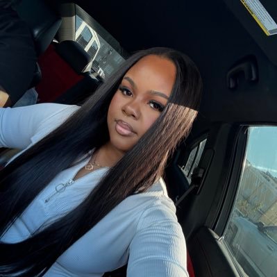 ariieeeeee_'s profile picture. 