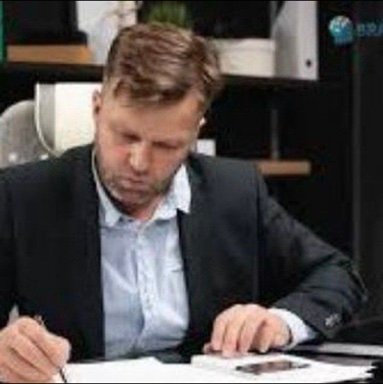 STOMZYFRANh0i's profile picture. https://t.co/8T9lvb0c5X