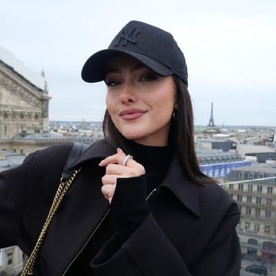 D__aaI's profile picture. ثقيلة الطبع ما يرضيها العادي .