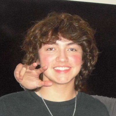 dherbo64's profile picture. 6’5 streamer