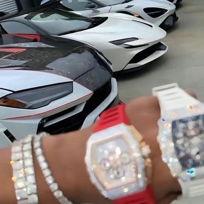 gnr_bobskid's profile picture. Dm for your betting tips🌚#STAKEWHATYOUCANAFFORDTOLOSS🍏  #NOBETTINGISSURE📌
 #kalmegbotemi@gmail.com