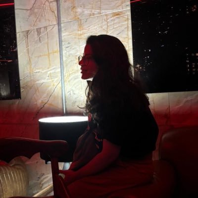 imcarolx's profile picture. só falo pequenas abóboras / https://t.co/klFRA72Ww6