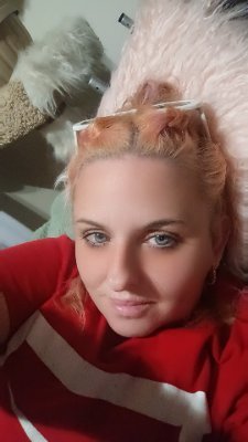CandiceMoone's profile picture. HELLO, FROM OREGON!