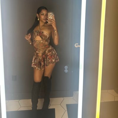 _therealshaybae's profile picture. If you think you know me, you don’t. You’re either gonna love me or hate me.. no in between 😘