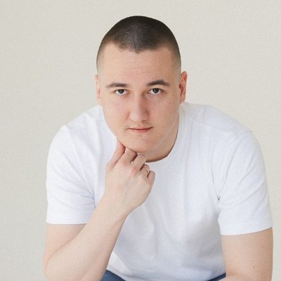 rileyt_0's profile picture. coffee before conversation ☕