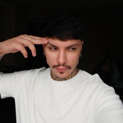 alefezr's profile picture. claro que você pode ser mais que meu amigo, você pode ser meu fã