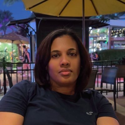 PattyLwrc's profile picture. 🏝️/🐾/📚/🎬/🎤🎵