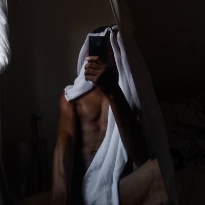 KhalnotdrogoX's profile picture. Backup account for @khalnotdrogo