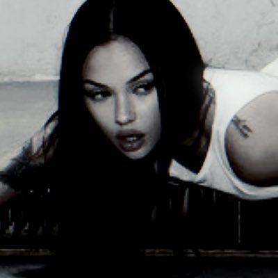 PHAS5S's profile picture. ★ ﹐ beauty in death tracks 9 & 12