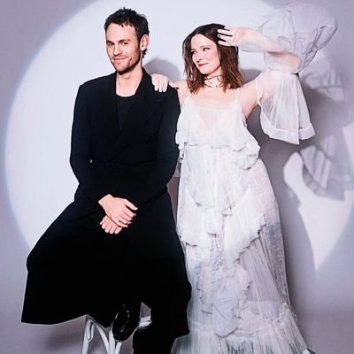 loveforever9678's profile picture. 17/12/1990 
my name is Barbara Henriques i'm 34 years old
 Likes:  cdramas, lotr, boc/thai dramas, the boys, ...... 
Stan : mileapo, soneuro, charfydd/haladriel