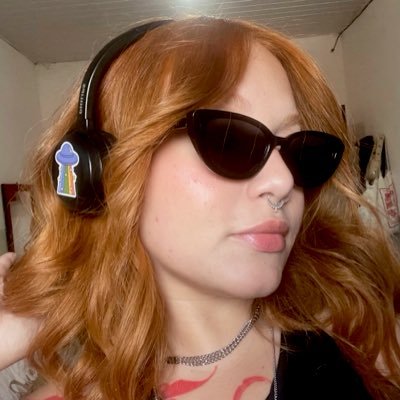 saddkittten's profile picture. comigo ninguém contra mim até eu