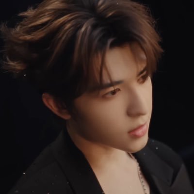 Lovepat910's profile picture. Patrick 🩷🐰🩷