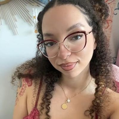 noraxrivers1's profile picture. 