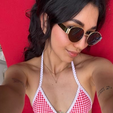 incigb's profile picture. ya estoy contenta conmigo misma siendo tan linda:)