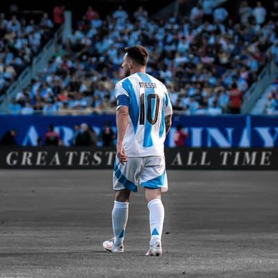 MakanakiNation's profile picture. 