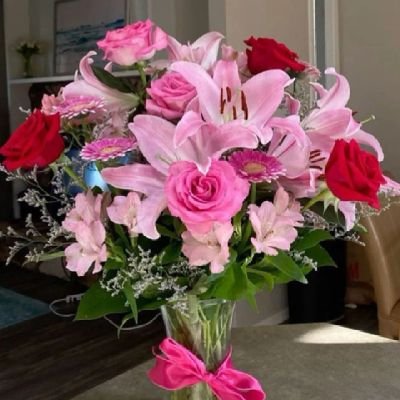 chicbrighto's profile picture. Let's connect