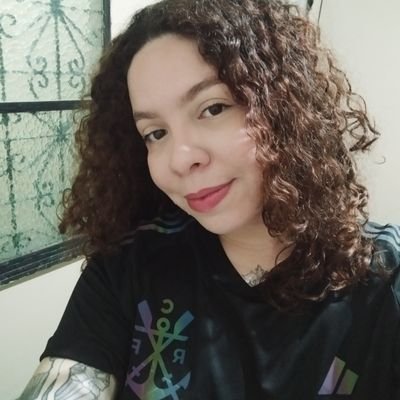 _rosecoloredisa's profile picture. acontece que eu estou vivendo um filme de terror onde eu sou o assassino e a mocinha
