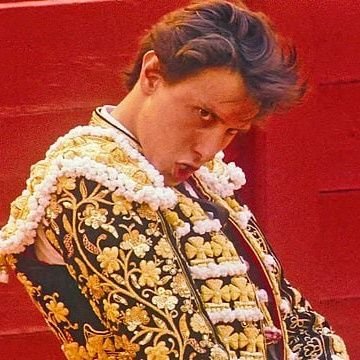 youthwithoutyou's profile picture. .