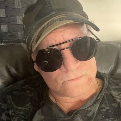 Willlang386519's profile picture. 