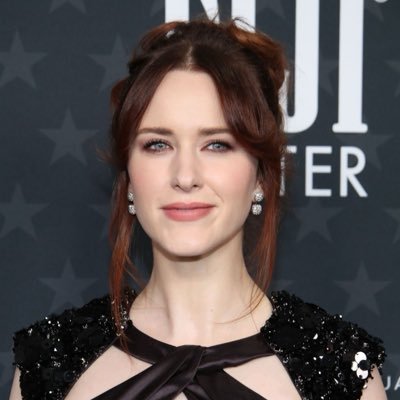 rachelbrosna's profile picture.