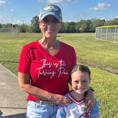 KelliBias's profile picture. believer in free speech/Jesus is the one true King/maga