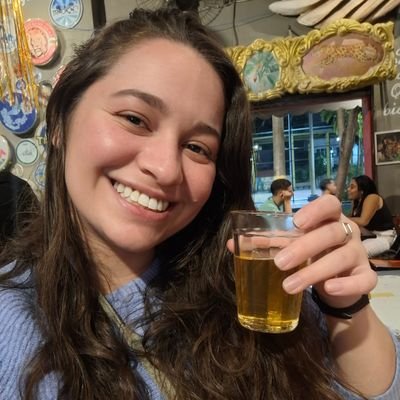 GabiizinhaAlves's profile picture. Não quero o que a cabeça pensa, eu quero o que a alma deseja