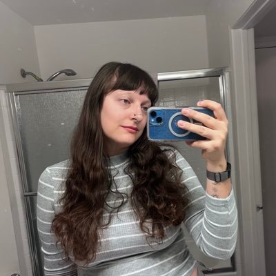 proserpinah's profile picture. ♡Evelyn♡ 28 • Aries ☼ Pisces ☾ Leo ↑ • 69” • she/her • medium ugly • emo gatekeeper copypasta • @george47282