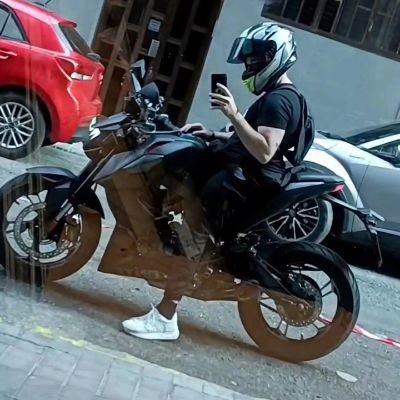 Ellyssz's profile picture. Padre de 3 gatos🐈 friki de los videojuegos sobre todo FF 🎮.
🏋🏻‍♂️