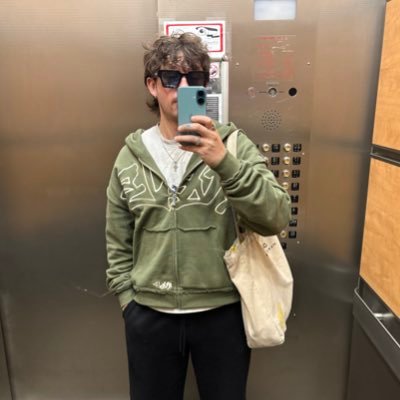 bradd____litt's profile picture. may i waste your time too? 🥀