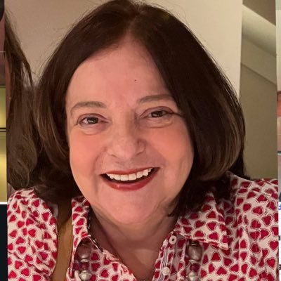 gracielarequena's profile picture. Autora “La vida en una redacción”. Periodista y editora. Ex COO de la revista Zeta y el diario El Nuevo País.