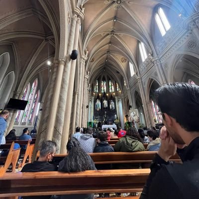 SaulJose_M's profile picture. Abogado y Notario, Escritor empedernido; pero, lo mas importante, un pecador buscando la salvación de Cristo y su iglesia.